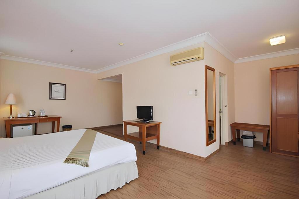Nalendra Hotel Bandung Exteriör bild