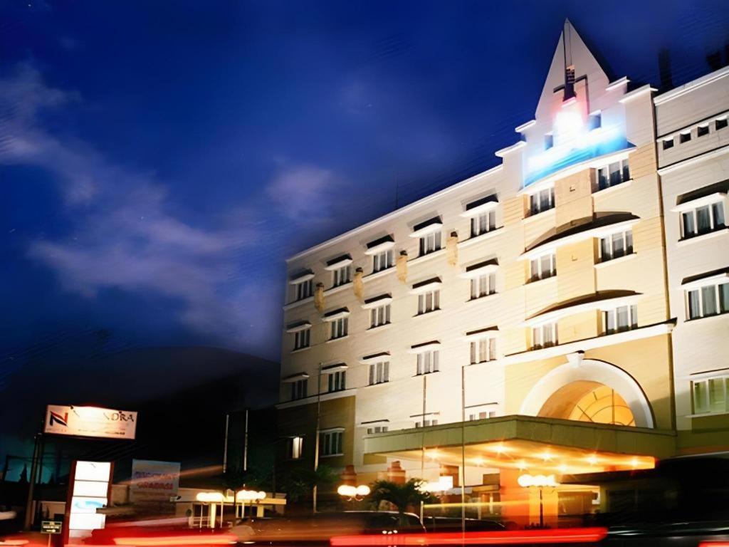 Nalendra Hotel Bandung Exteriör bild