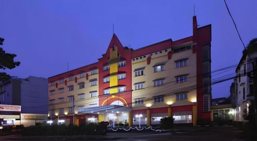 Nalendra Hotel Bandung Exteriör bild